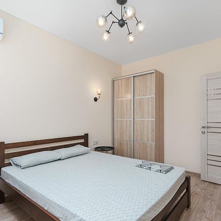 20 Deribasivska 2 Bedrooms Apartment Odessa Luaran gambar