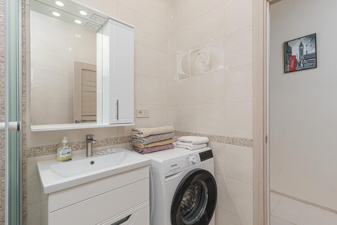 20 Deribasivska 2 Bedrooms Apartment Odessa Luaran gambar